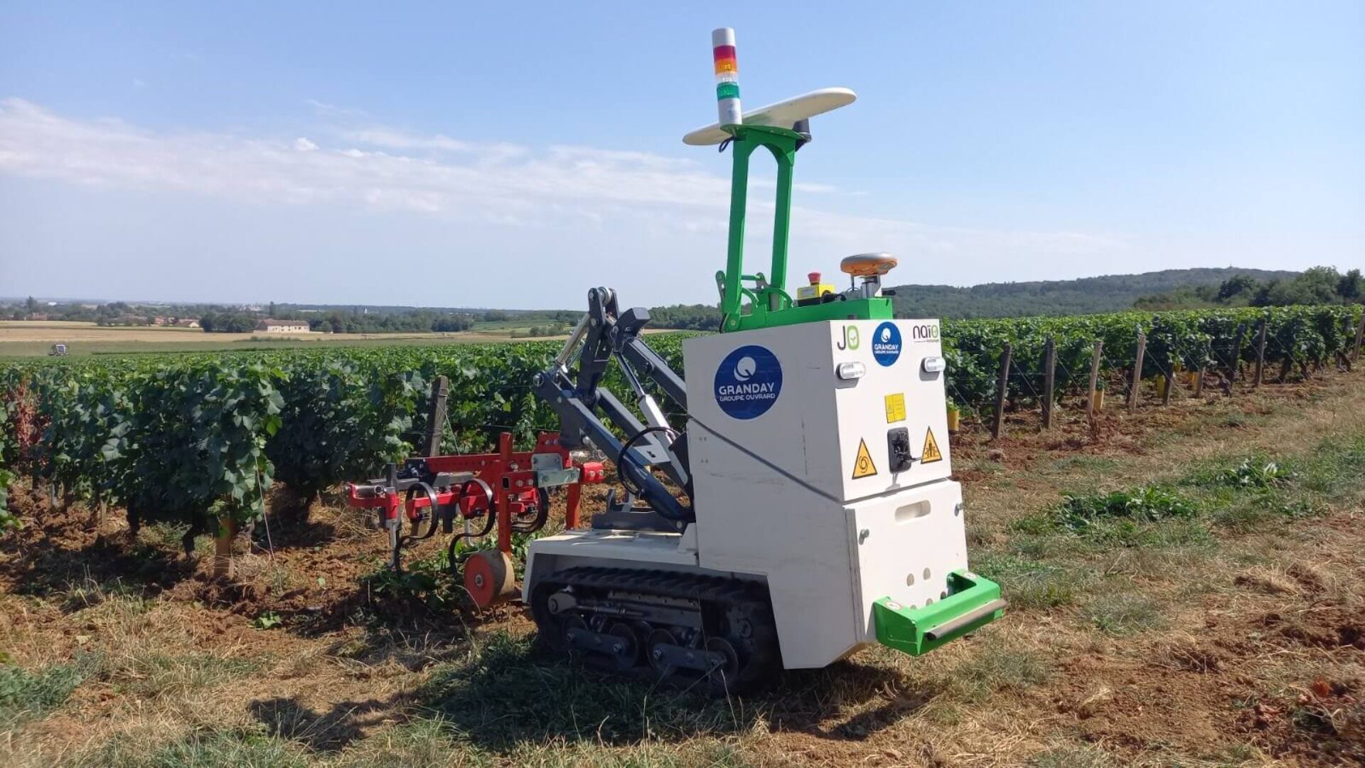 Autonomous weeding & agricultural robots